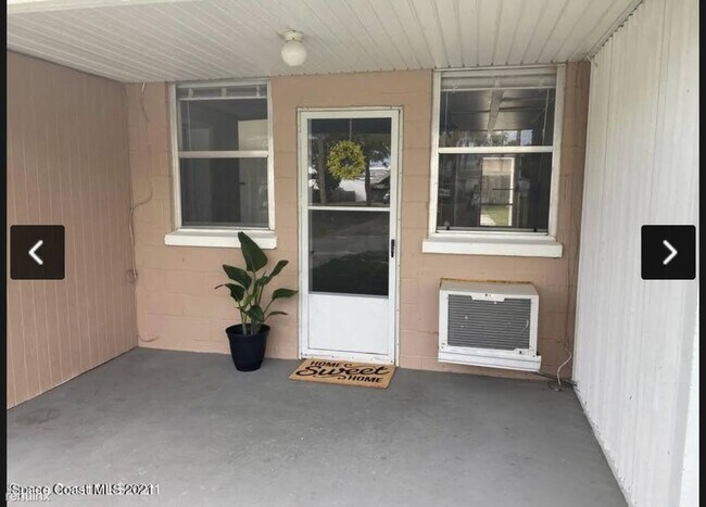 Foto del edificio - 2 br, 1 bath Duplex - 215 Skelly Drive 1