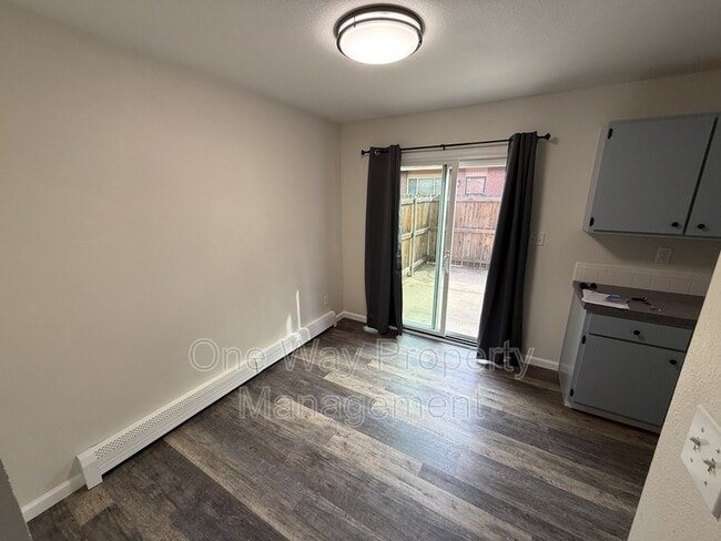 Building Photo - 824 37th Ave Ct