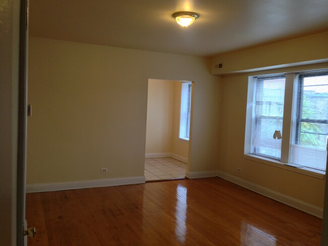 Foto del edificio - 4850 W Adams St