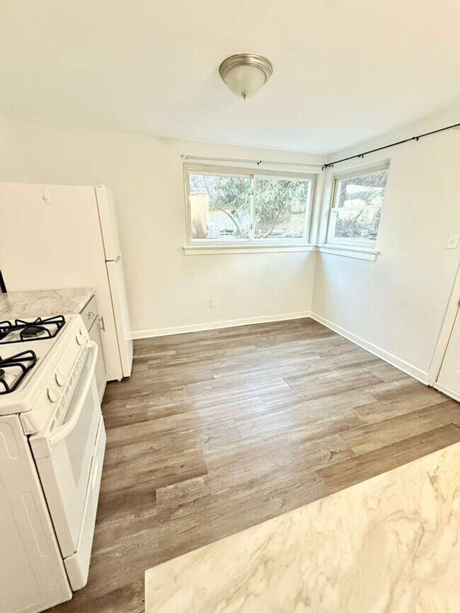 Foto del edificio - Beautiful and Fully renovated 4bd 2ba house in Penn Hills!