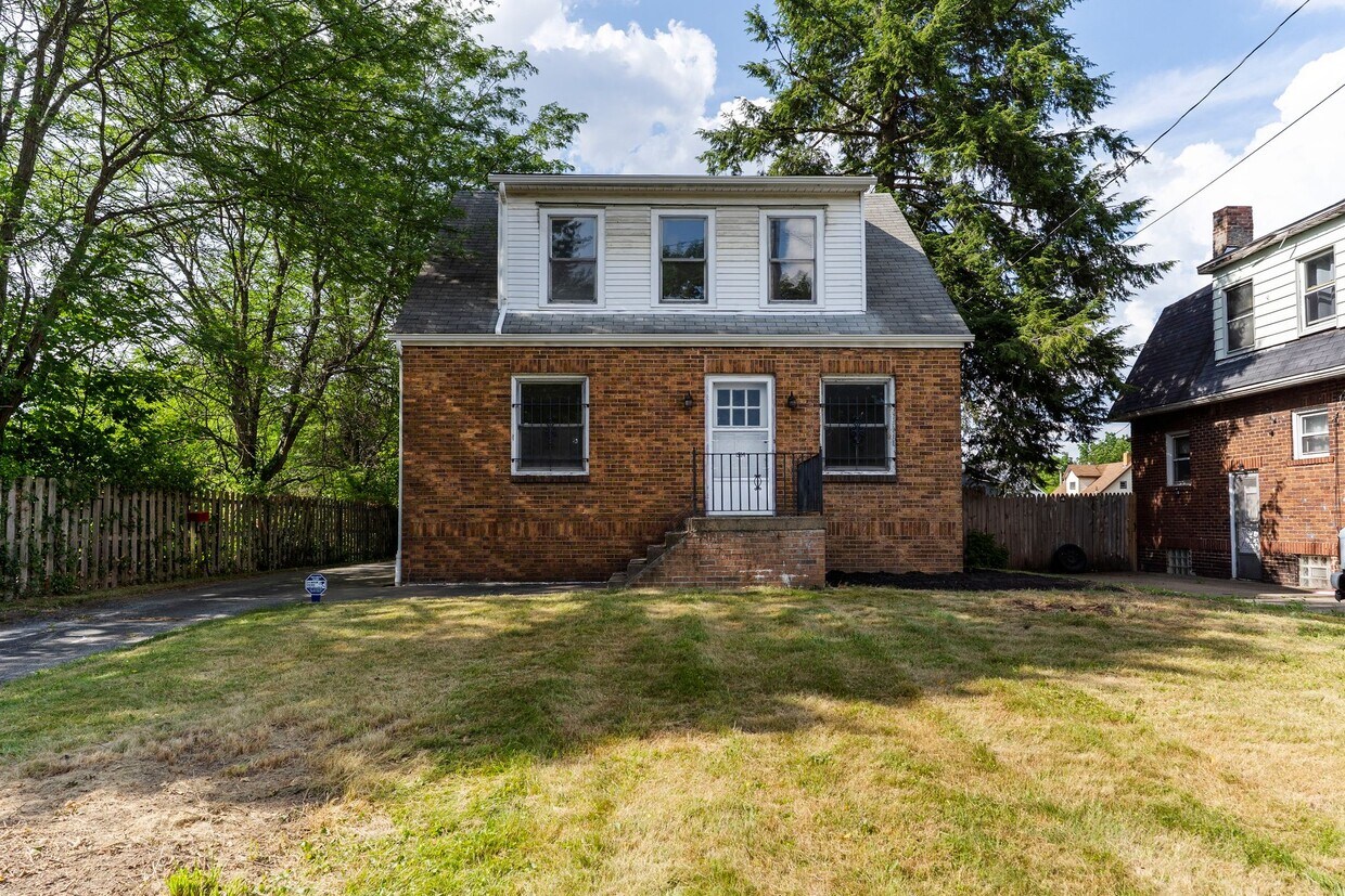 Foto principal - 1914 S Heights Ave