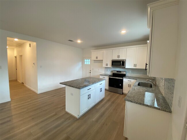 Foto del edificio - 7945 Sparta St