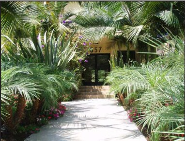 Foto principal - 857 S Plymouth Blvd