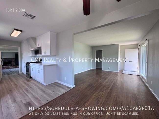 Building Photo - 776 N Grand St