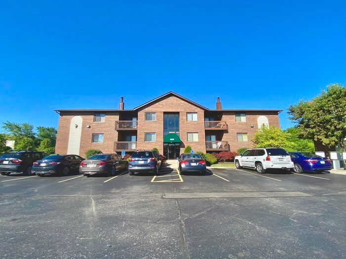 Primary Photo - Updated 2 Bedroom Fairfield Condo