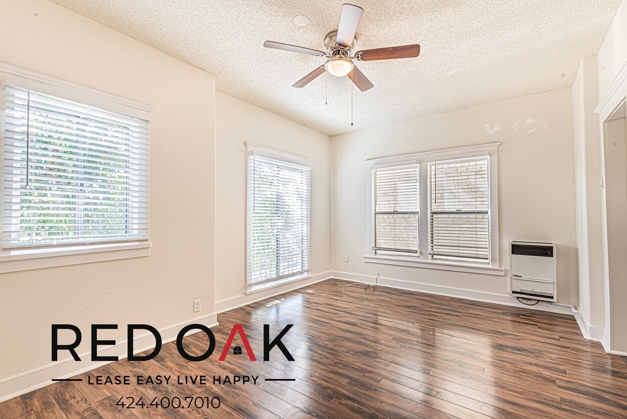 Foto principal - 2743 San Marino St