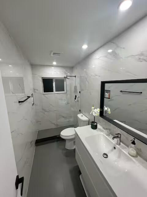 Foto del edificio - 739 SE 12th Ave