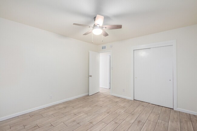 Foto del edificio - 5107 N 28th Dr