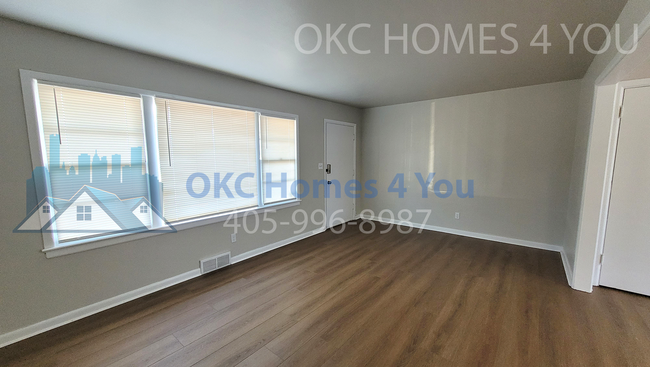 Building Photo - Updated NW OKC 2 Bed, 1 Bath