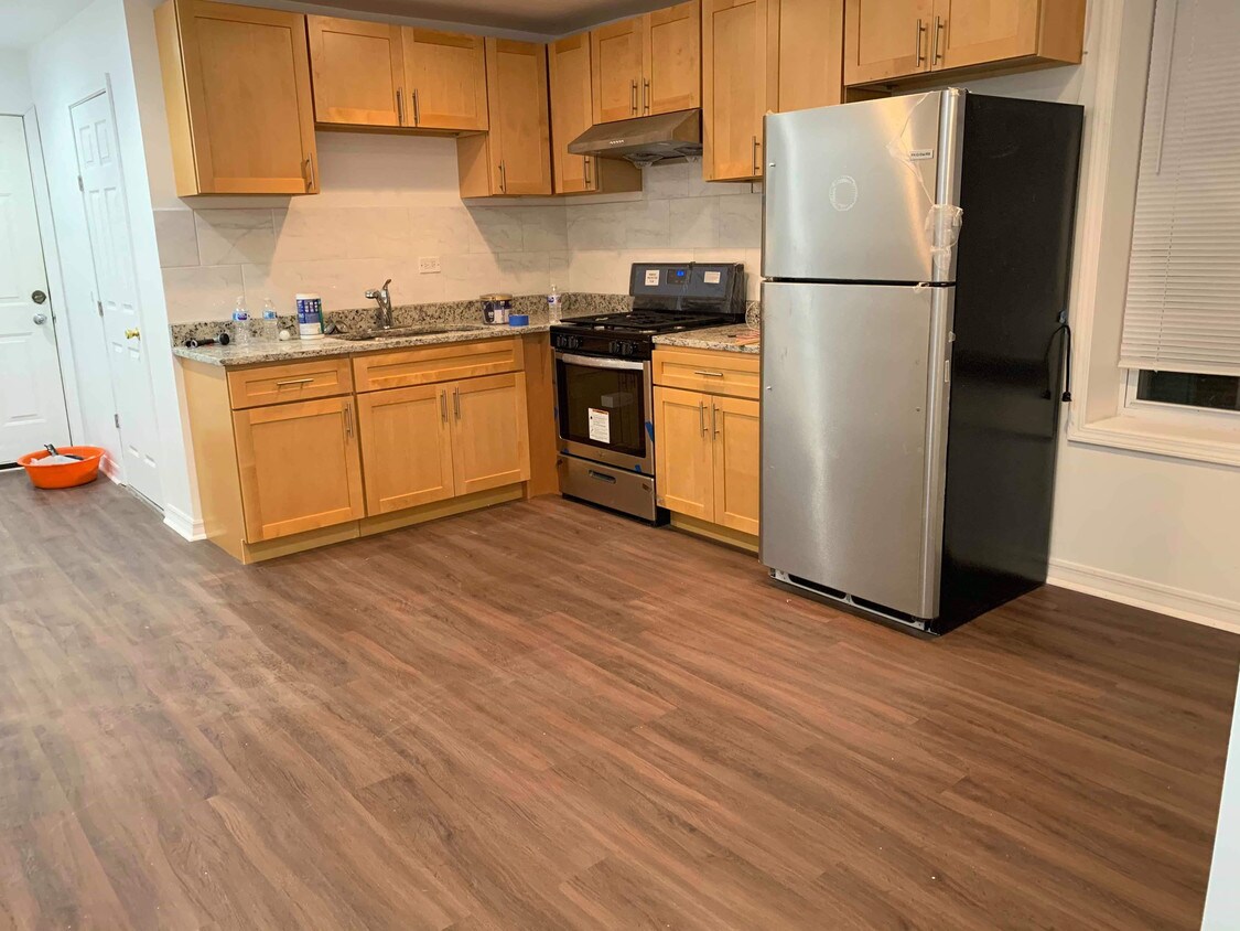 Foto principal - 2825 S Wells St