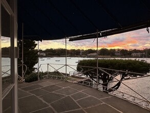 Building Photo - 700 Steamboat Rd