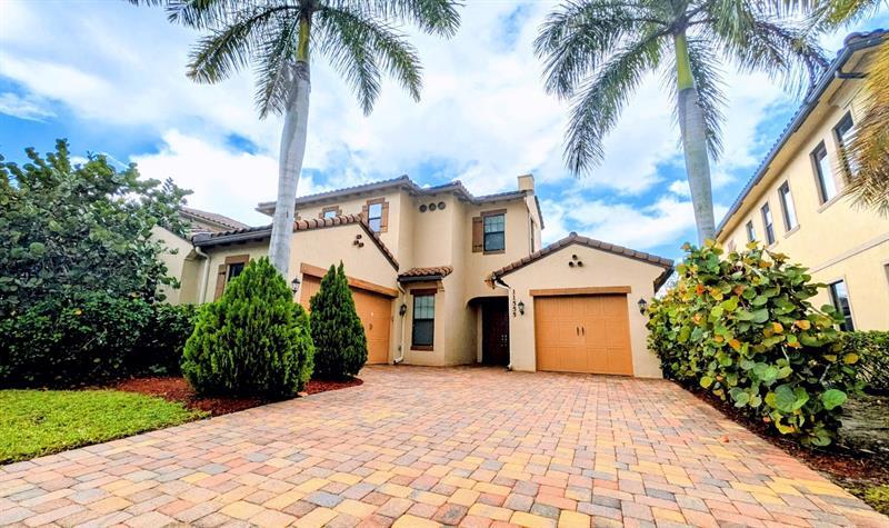 Foto principal - 11555 NW 81st Pl