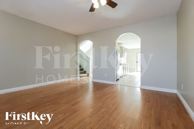 Foto del edificio - 25193 W Cranston Ln