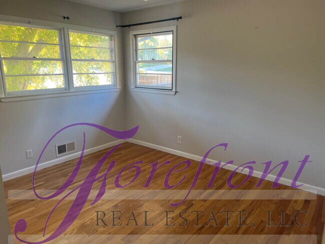 Foto del edificio - 3120 S Poplar St