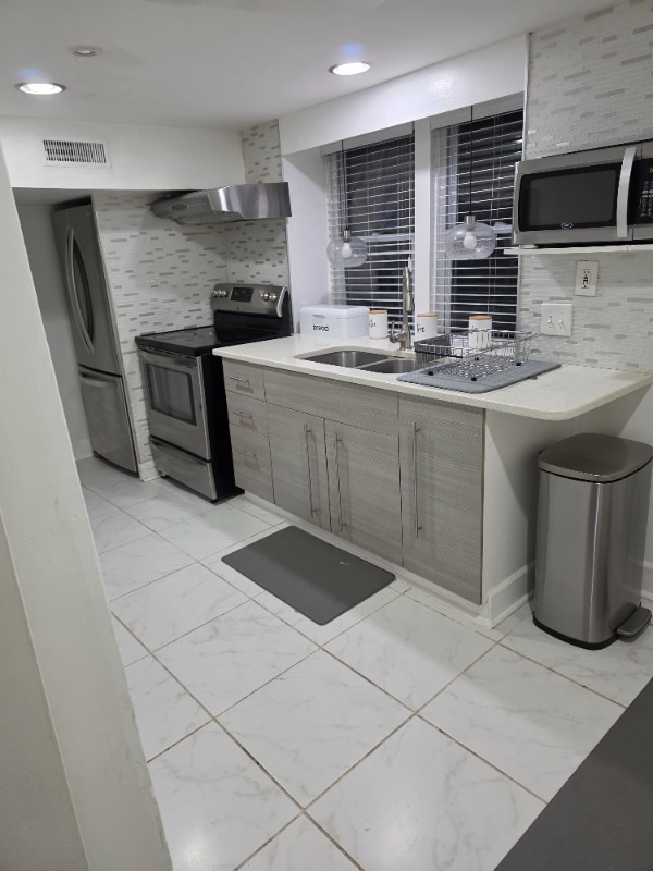 Photo - 2080 E Roxboro Rd NE Apartment