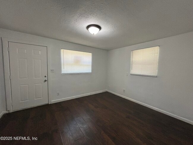 Building Photo - 3105 Nolan St