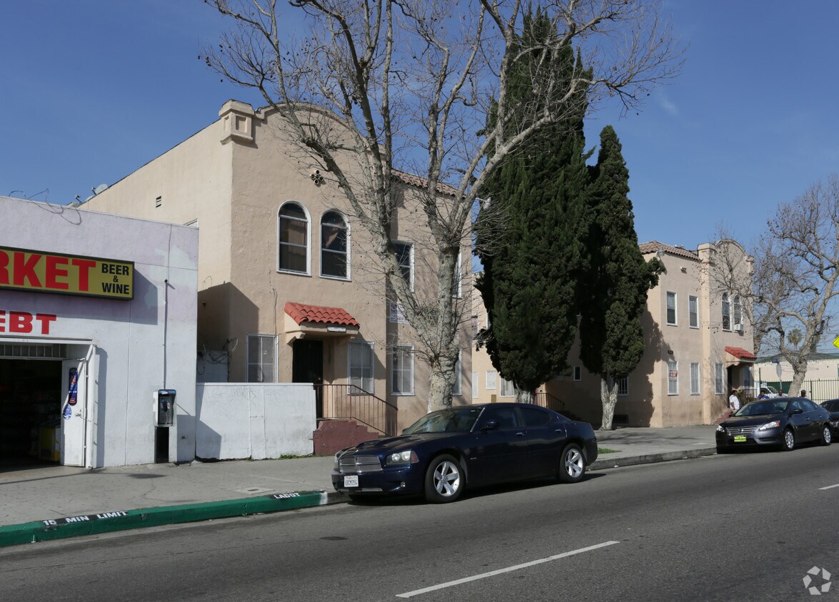 Foto principal - 7501 S Central Ave