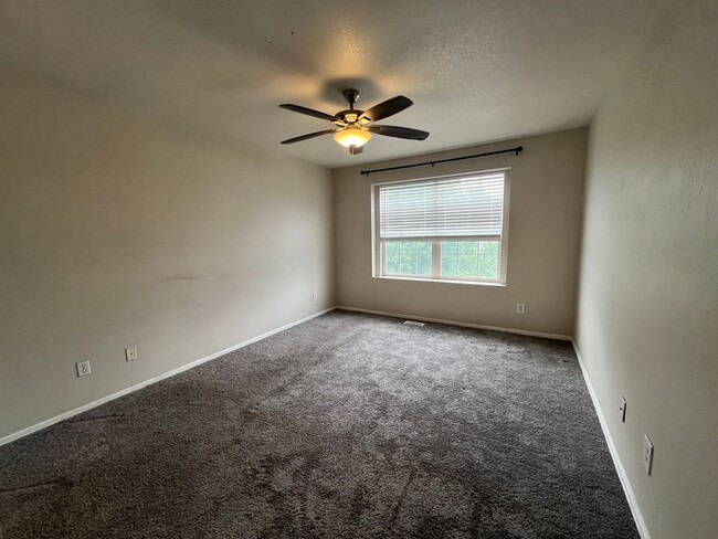 Photo - 3 Bedrooms 2.5 Bedroom Townhome in Quail R...