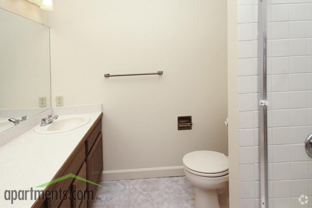 Baño - Edgewater Apartments