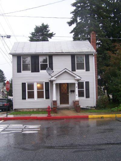 Primary Photo - 223 Linden Ave