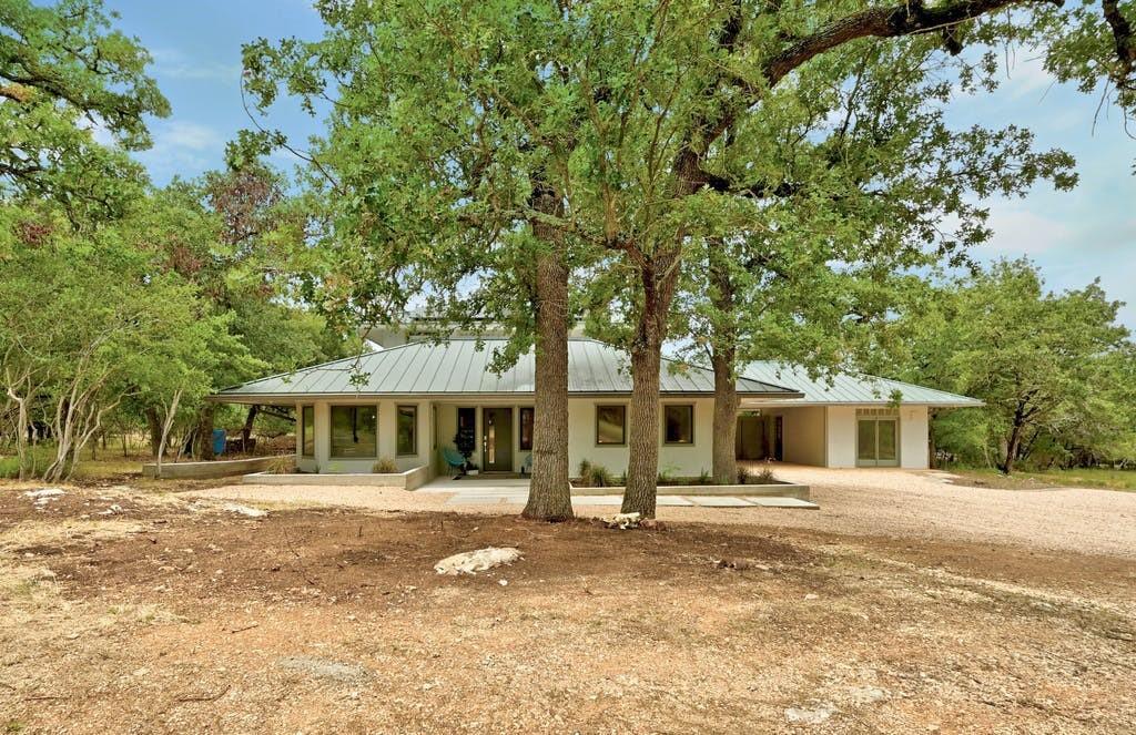 Primary Photo - 107 Concord Cir