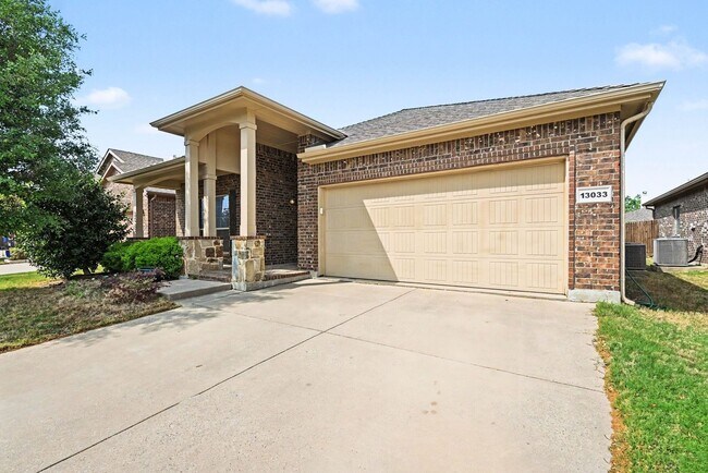 Photo - Open Concept Single Story with Large Backyard, Covered Patio and Spacious Kitchen House