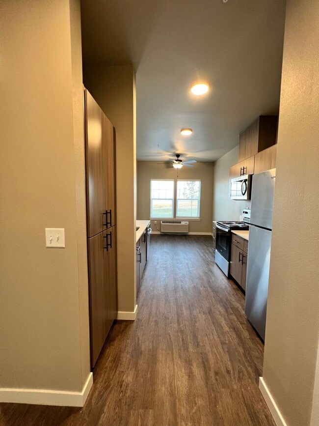 Interior Photo - Eagle Pointe