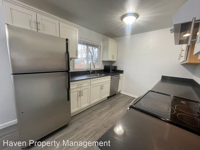 Foto del edificio - 3 br, 1 bath House - 15794 118th PL SE