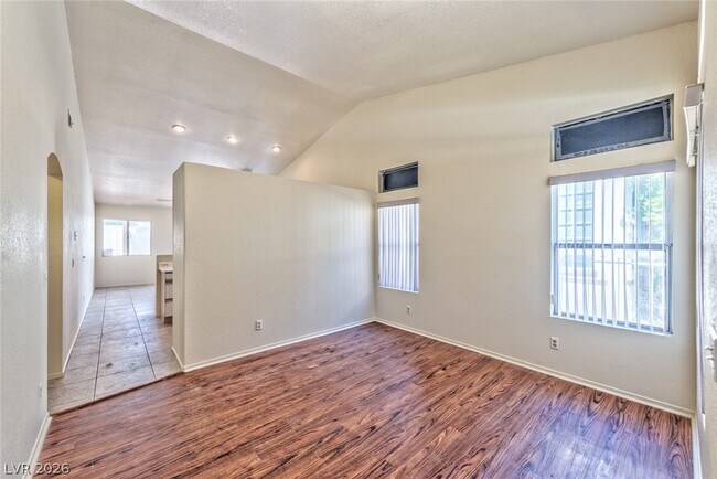 Foto del edificio - 1854 Vista Del Oso Way