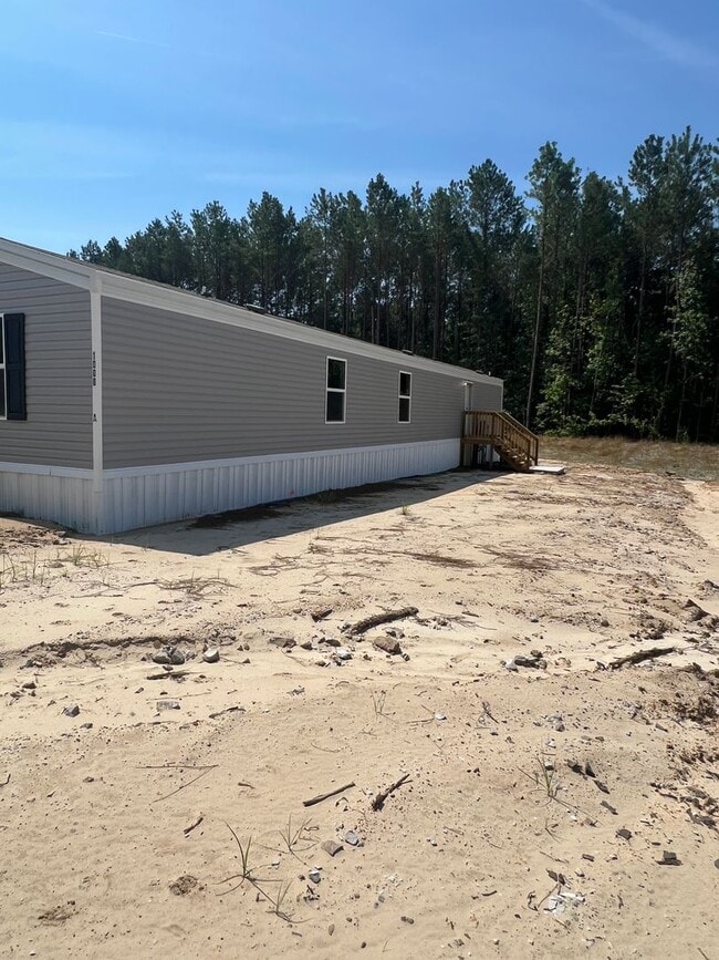 Building Photo - Brand New! Move In Ready & Close to Downto...