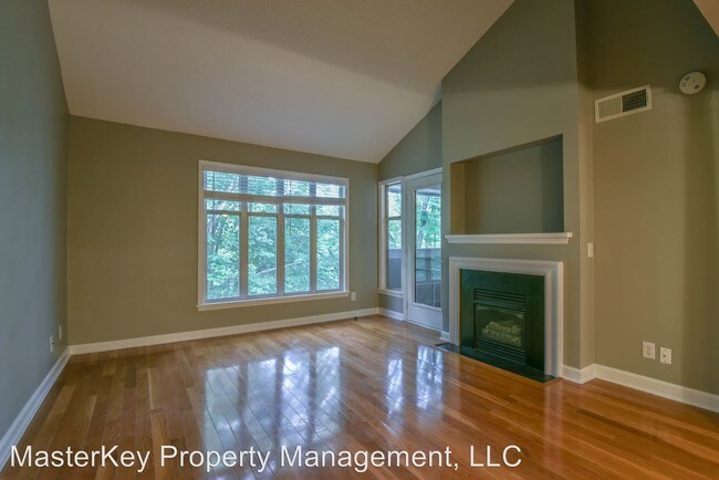 Building Photo - 2 br, 2 bath House - 1101 Parkridge Lane #305