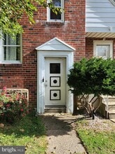 Building Photo - 6651 Claridge St