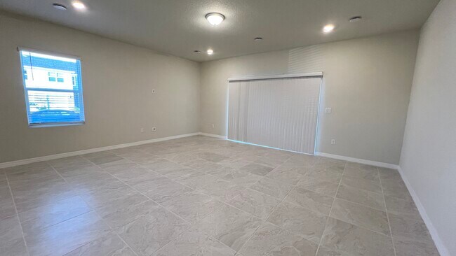 Building Photo - 2543 Bright Jewel St