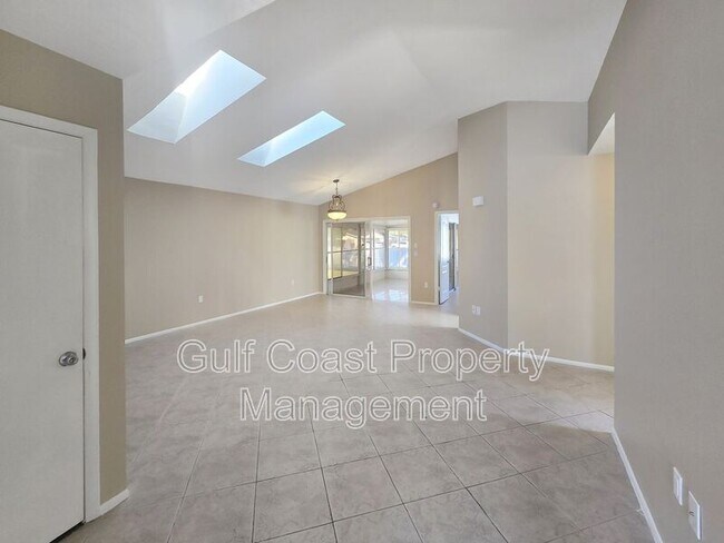 Building Photo - 4025 37th St W