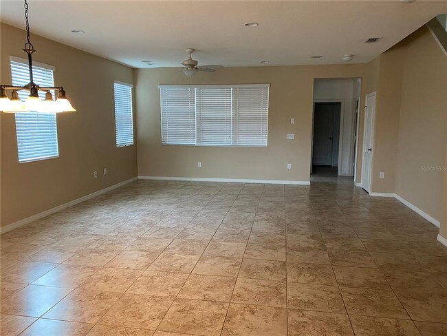 Building Photo - 6501 Soter Ln