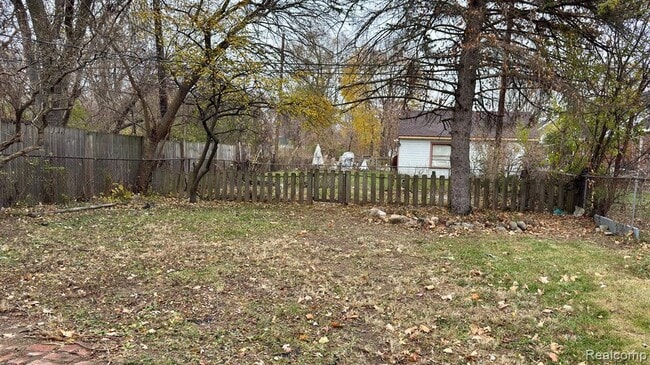 Foto del edificio - 855 John Daly St