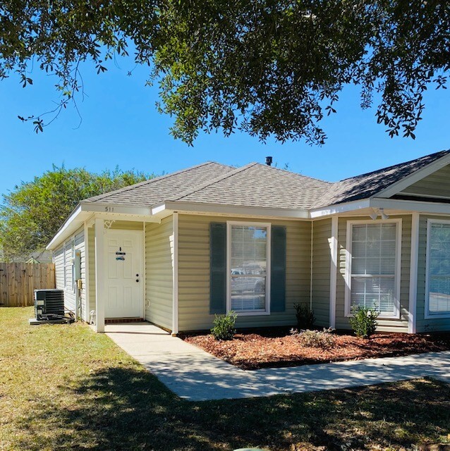 Foto del edificio - 511 Westchase Ct N