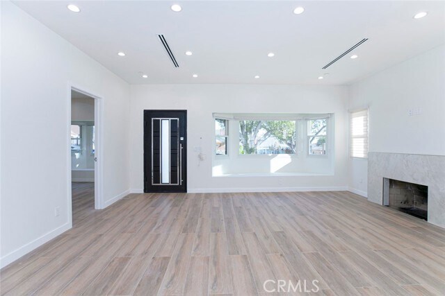 Foto del edificio - 1345 Winchester Ave