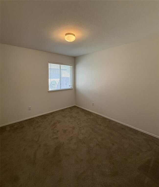 Foto del edificio - 700 House Creek Dr