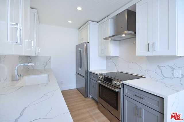 Building Photo - 834 4th St