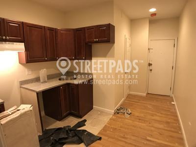 Building Photo - bedroom in Boston MA 02120