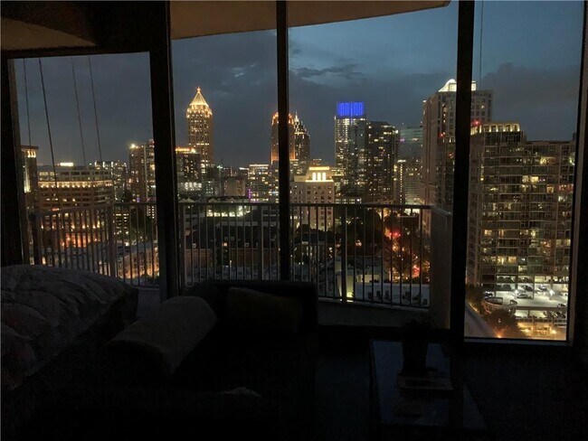 Foto del edificio - 860 Peachtree St NE