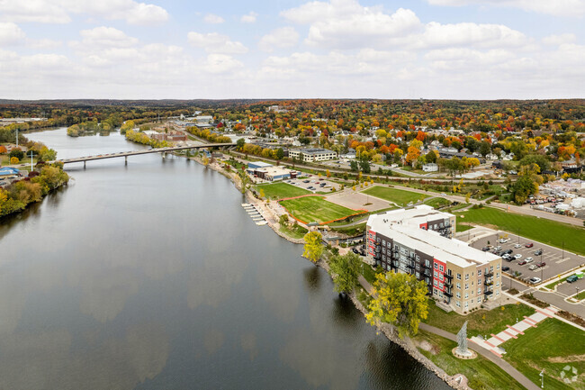 Complex en Wisconsin River - The Apartments at Riverlife