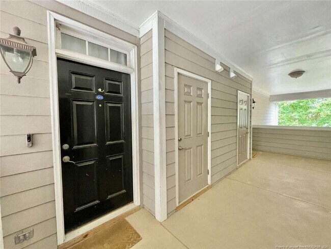 Foto del edificio - 206 Fountainhead Ln