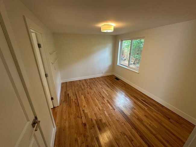 Foto del edificio - 11544 22nd Ave NE