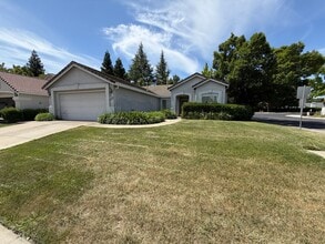 Building Photo - 6400 Silver Hawk Way