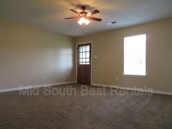 Building Photo - 2519 Labonte Dr