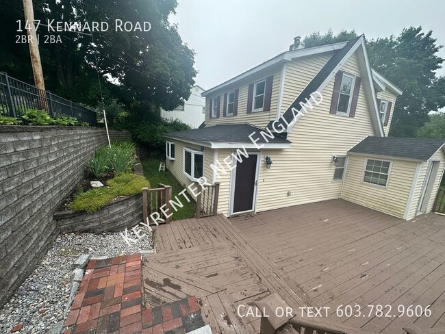 Building Photo - Beautiful 2 bedroom with bonus room, 2 bat...