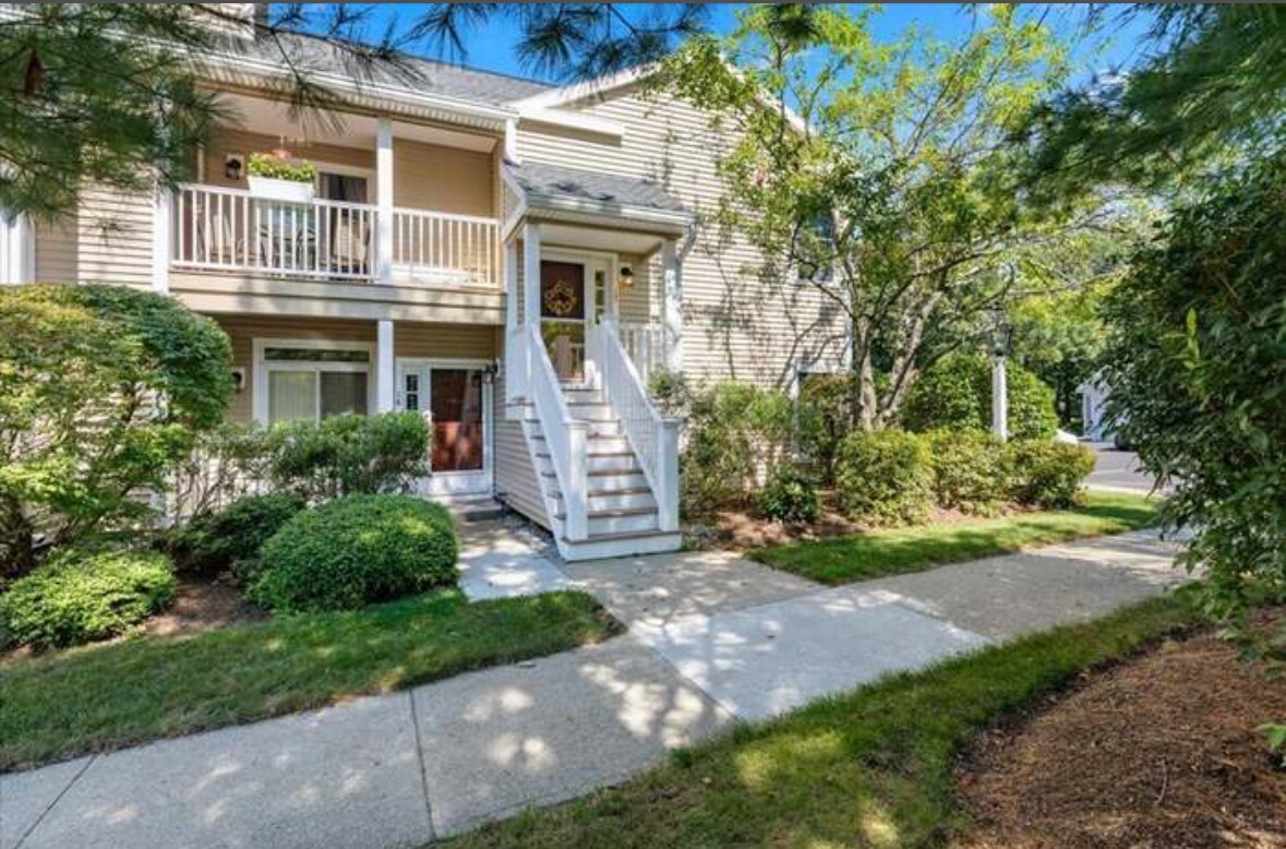 Foto principal - 17 Devon Club Ln