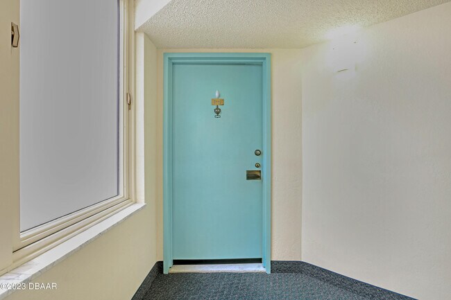 Building Photo - 3047 S Atlantic Ave